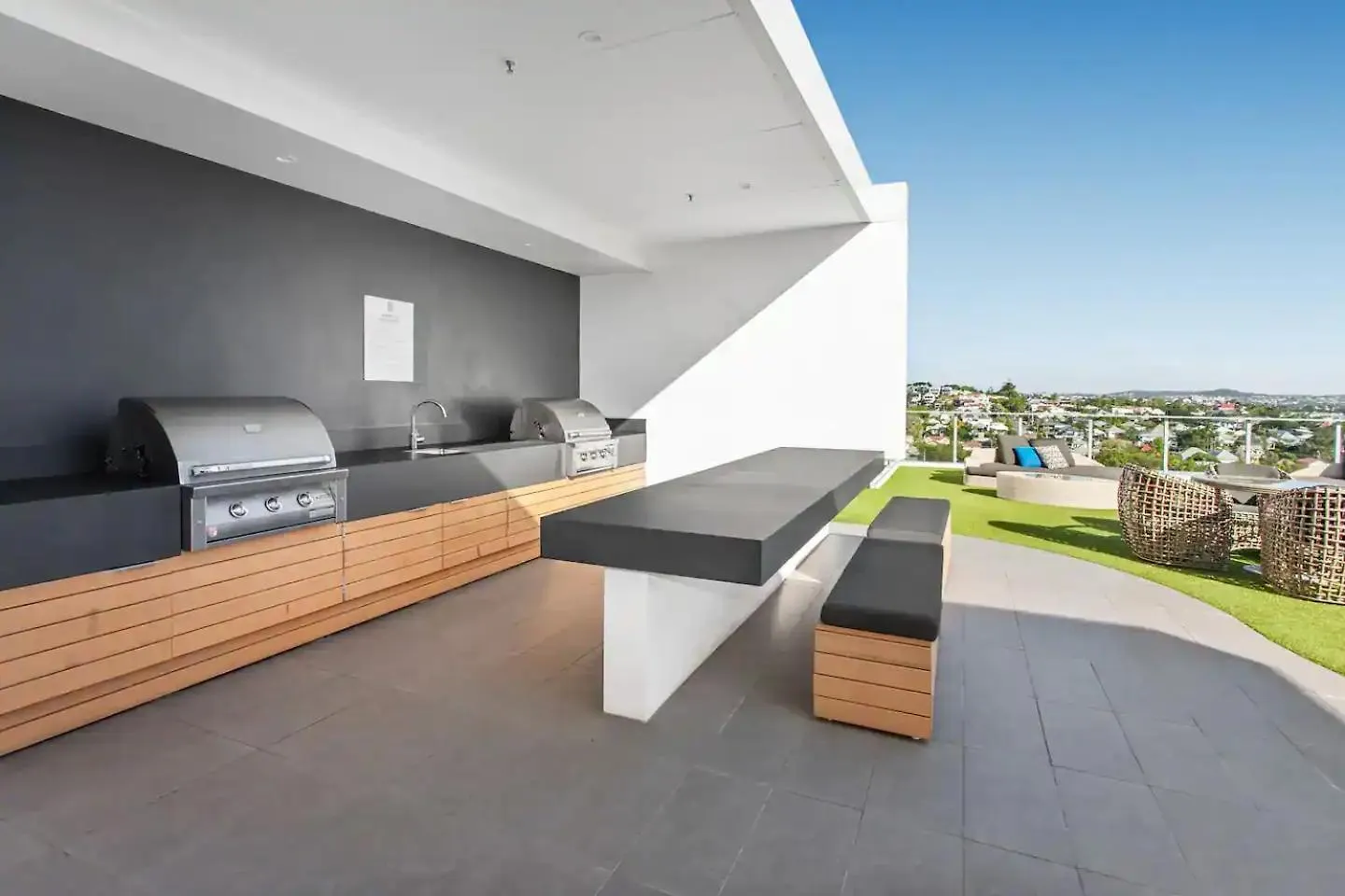 Apartmán Bright Apt With Balcony, Rooftop Pool & Parking! Brisbane